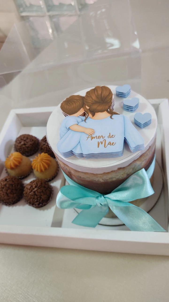Bentô Box "Amor de Mãe" rosa, feito por uma aluna